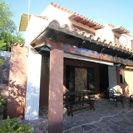 Appartamento Con Giardino 토레 데이 코르사리 외부 사진