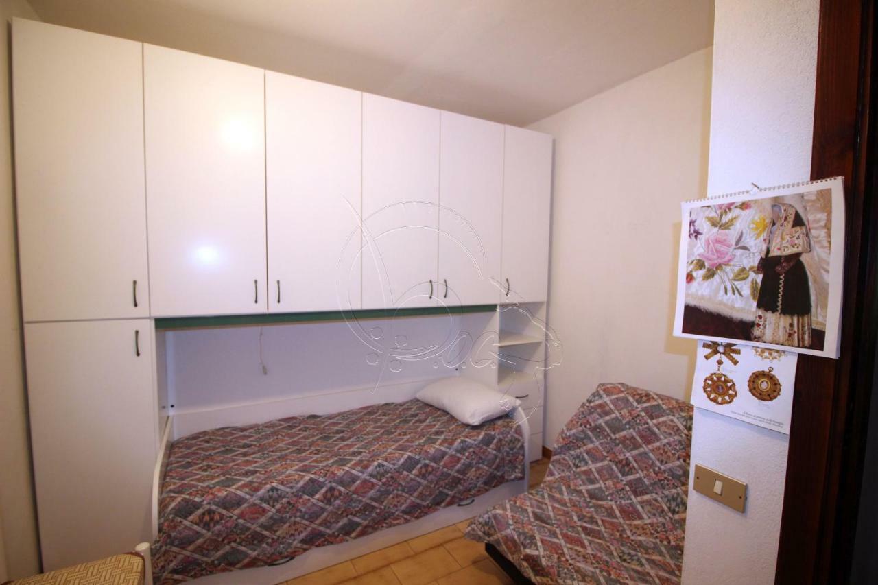 Appartamento Con Giardino 토레 데이 코르사리 외부 사진